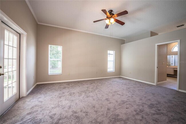 Building Photo - 2326 Deerbrook Dr
