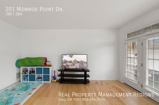 Building Photo - 201 Monroe Point Dr