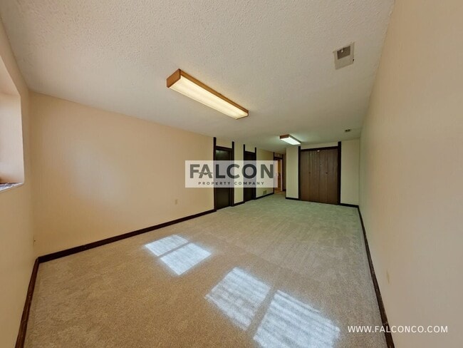 Building Photo - 6010 Mach 1 Dr.-