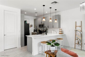 Building Photo - 7578 Rockefeller Dr