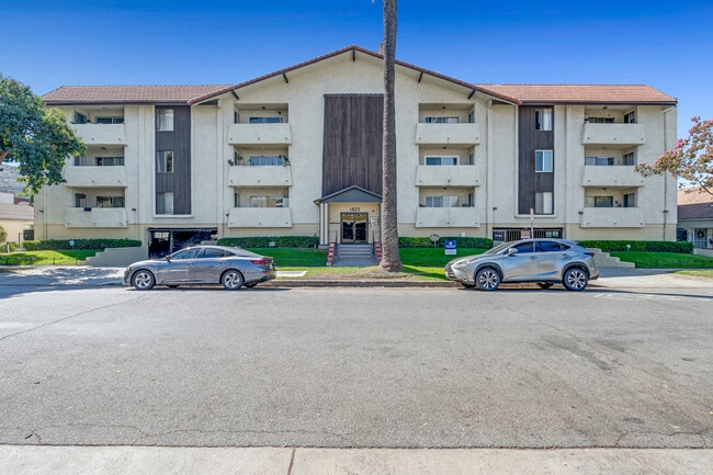 Building Photo - 1422 Rock Glen Ave