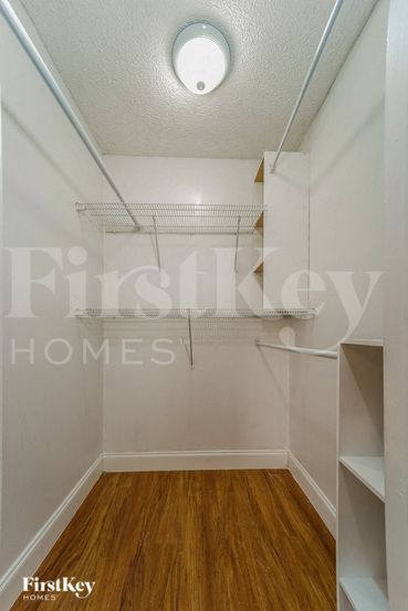 Building Photo - 7872 SW 4th Pl