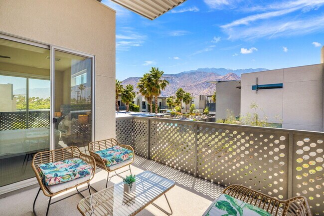 Building Photo - 191 The Riv