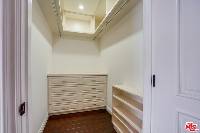 Building Photo - 10707 Missouri Ave