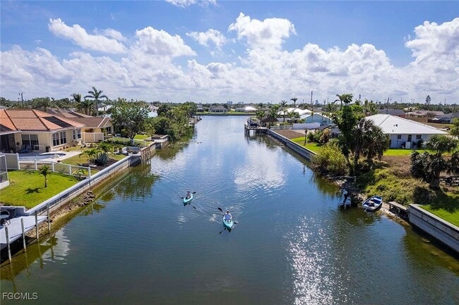 Building Photo - 1930 NE 2nd Terrace