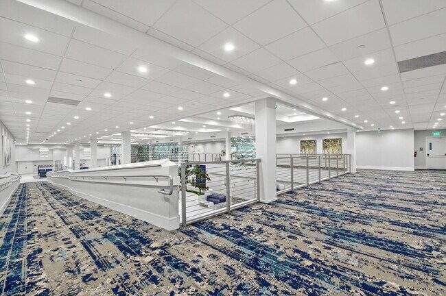 Building Photo - 7076 Huntington Ln