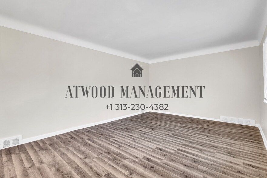 Building Photo - This beautifully updated 3-bedroom, 1-bath single-family home is ready for move-in!
