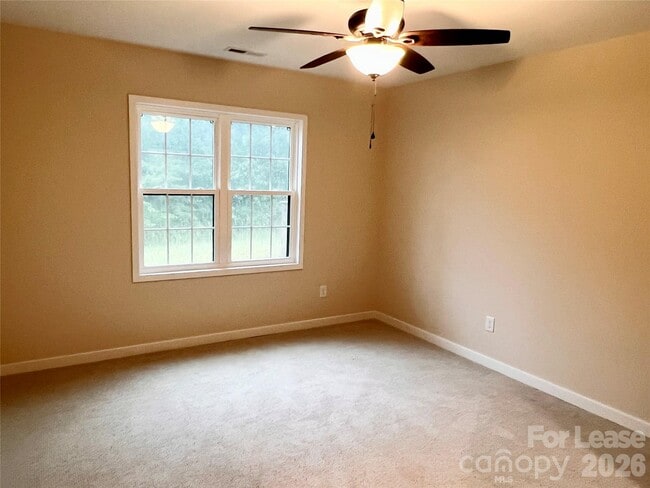 Building Photo - 118 Grace Estates Dr