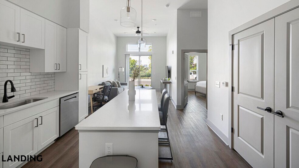 Building Photo - 1310 Hillside Ave