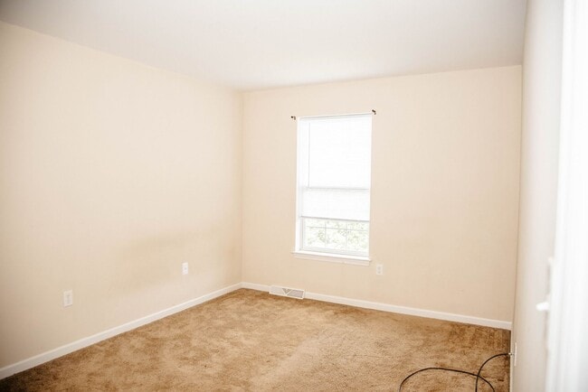 Building Photo - 746 Mt Gretna Rd