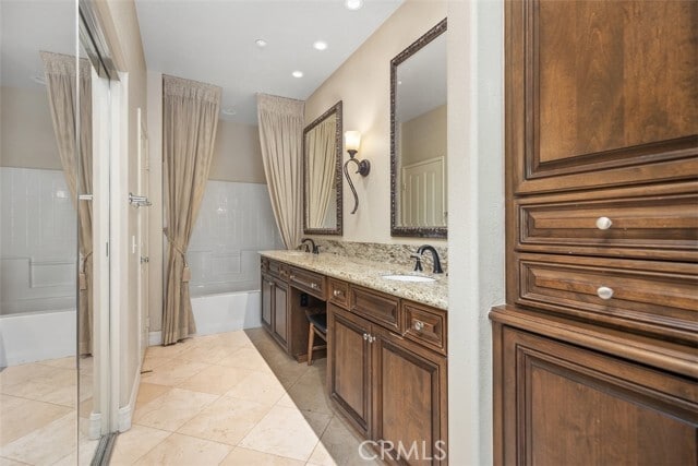 Building Photo - 1 Calle Viveza