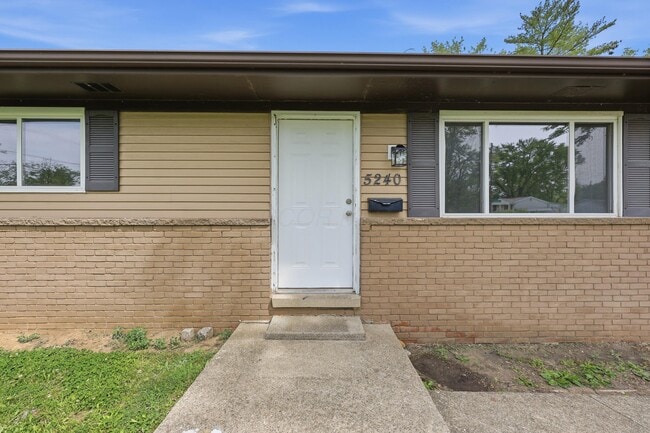 Building Photo - 5240 Carbondale Dr