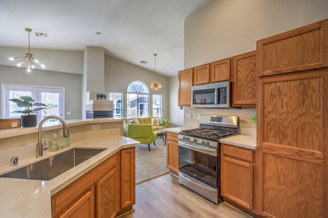 Building Photo - 1587 Rusty Ridge Ln