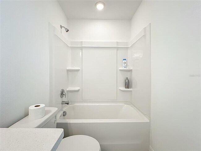 Building Photo - 16642 San Nicola Pl