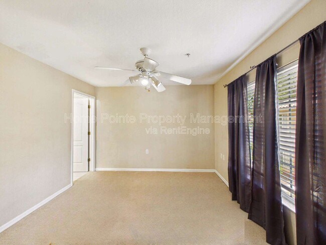 Building Photo - 9440 Ivy Brook Run