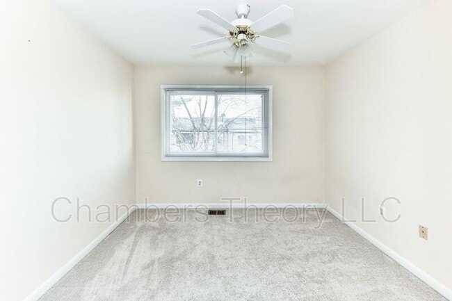 Building Photo - 8088 Edinburgh Dr