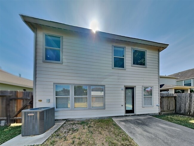 Building Photo - 18219 Rexine Ln