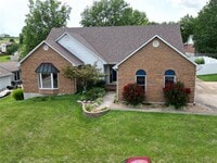 Building Photo - 4 Grayson Ridge Dr