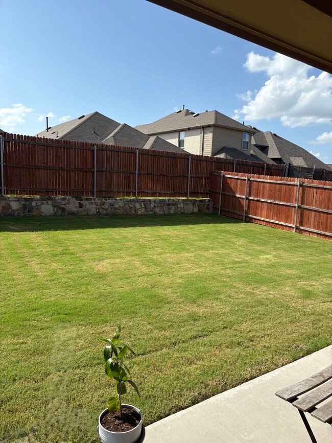 Building Photo - 3937 Chesapeake Ln