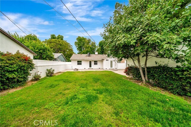 Building Photo - 4833 Longridge Ave