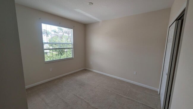 Building Photo - 2900 NW Treviso Cir