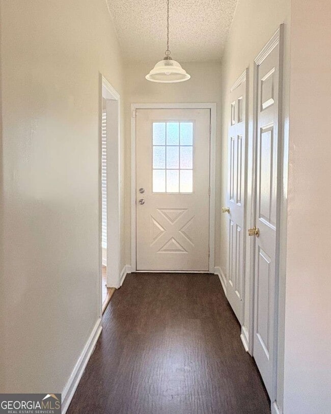 Building Photo - 238 Merriwood Cir