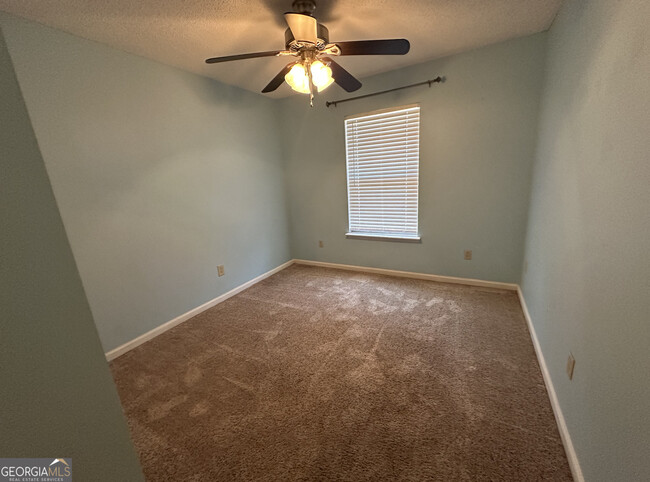 Building Photo - 127 Millers Trace Dr