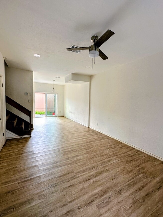 Building Photo - 12400 Brookglade Cir