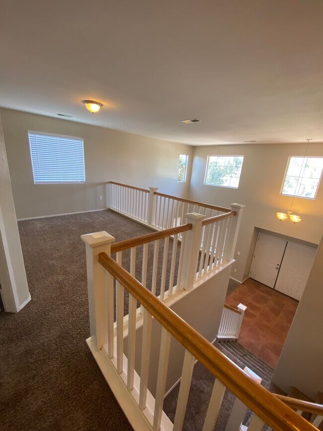 Building Photo - 11115 Cactus Valley Dr
