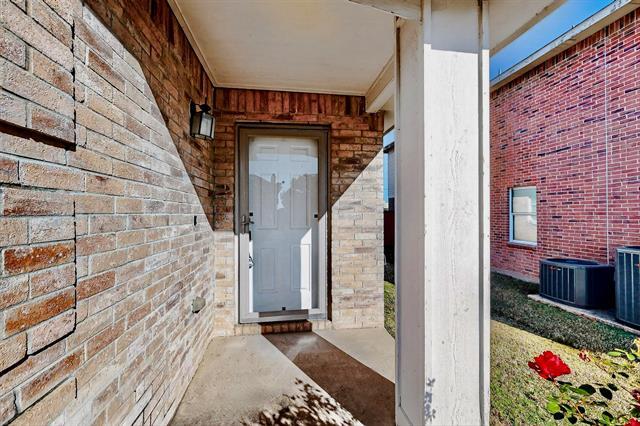 Building Photo - 2016 Swenson Ct