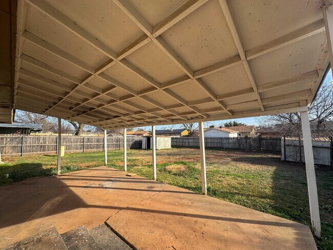 Building Photo - 1407 Hunt St