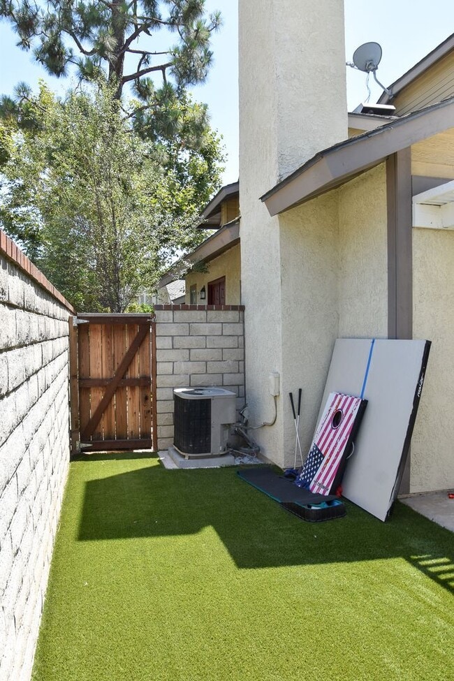 Building Photo - Steps to Chapman University