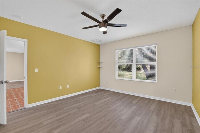 Building Photo - 16441 Treasure Point Dr