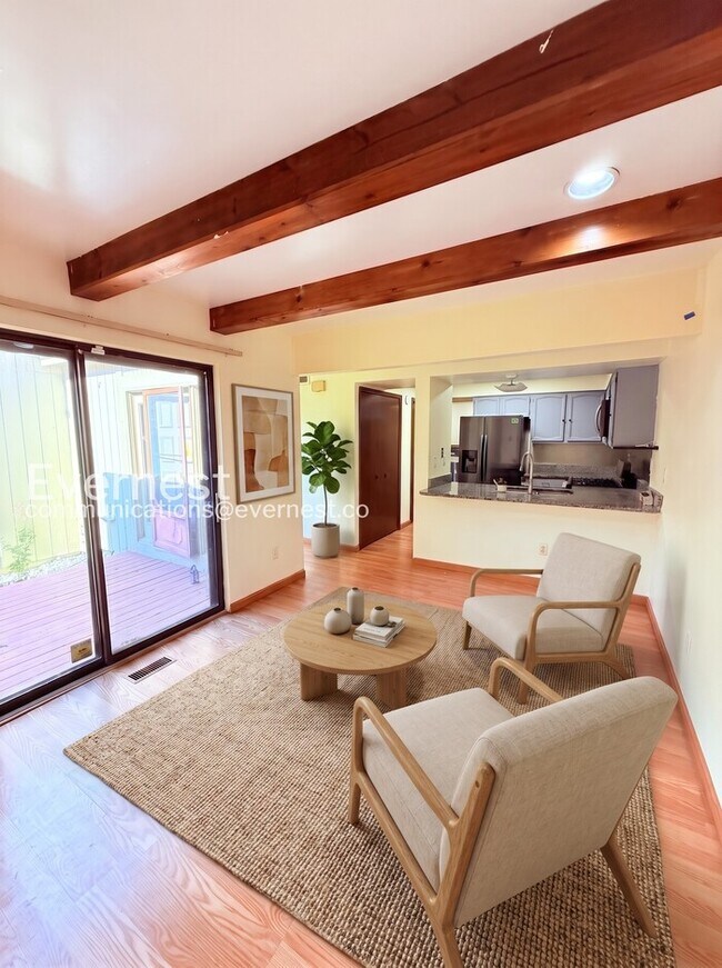 Building Photo - Modern Comfort with Ample Space - 2 Bed, 3 Bath, 1481 SqFt  | Pet Friendly | Available Now!