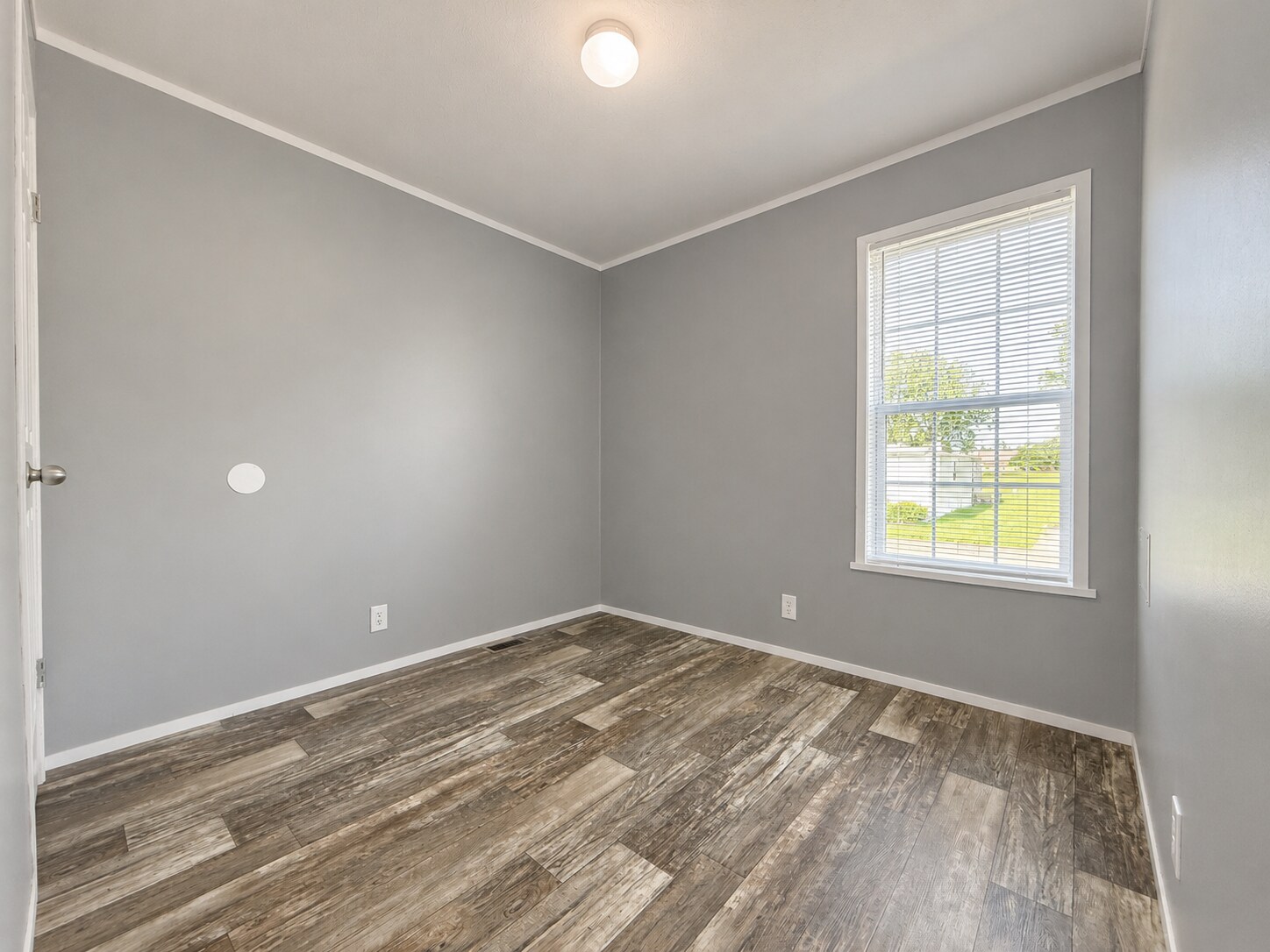 Building Photo - 11853 Cascade Cir