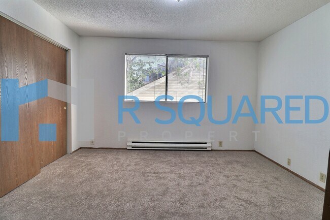 Building Photo - 3000 SW Avalon Way