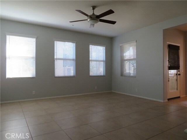 Building Photo - 93 Winding Way