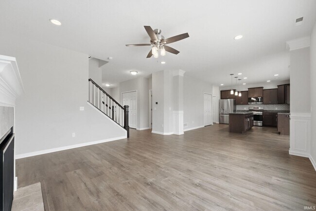Building Photo - 12502 Speranza Dr