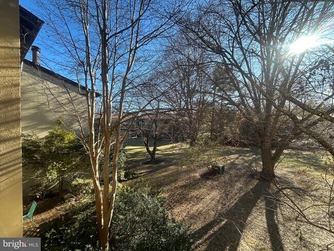 Building Photo - 5645 Harpers Farm Rd