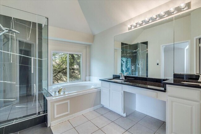 Building Photo - 11514 Cherry Hearst Ct