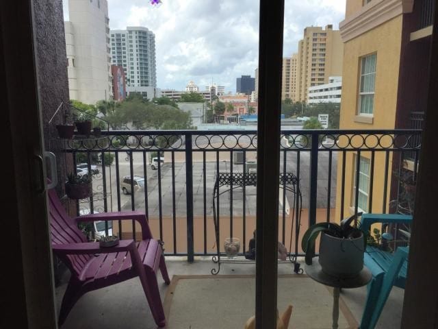 Building Photo - 600 S Dixie Hwy