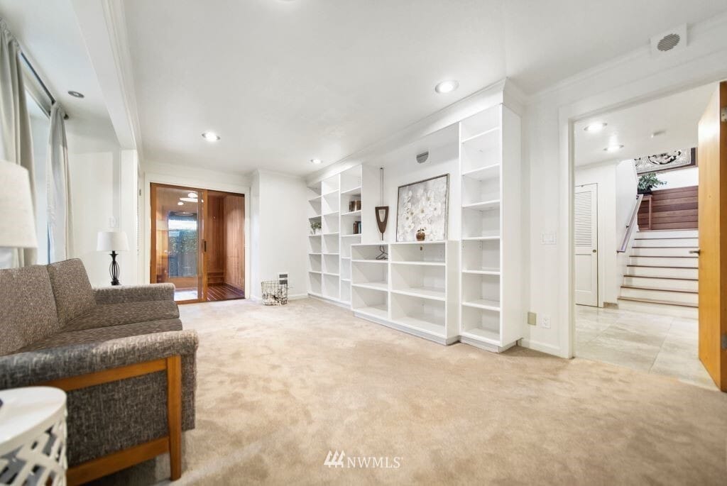 Building Photo - 37924 Hood Canal Dr NE