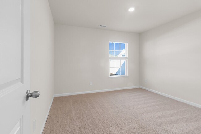 Building Photo - 4111 Ocracoke Ct