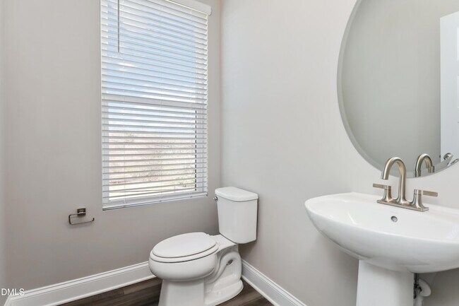 Building Photo - 1245 S Blount St