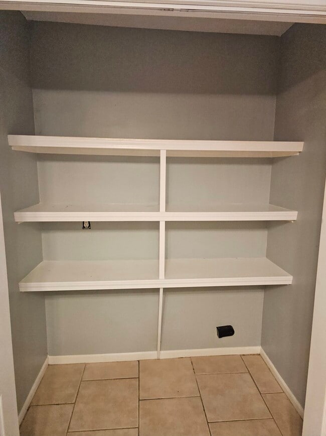 Building Photo - 270 Huckleberry Ln