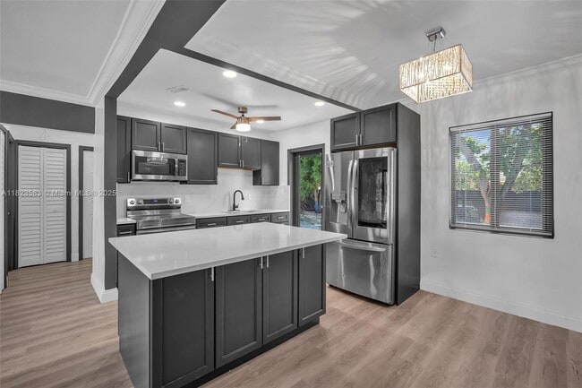 Building Photo - 14600 NW 11th Ct