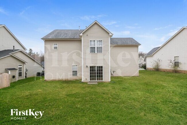 Building Photo - 13312 Salvo Dr