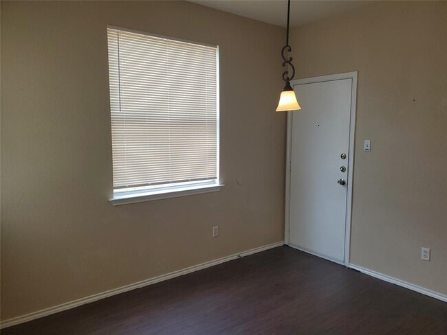 Building Photo - 13704 Harris Ridge Blvd