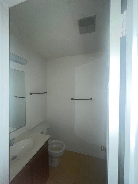 Building Photo - 3117 Darden Rd