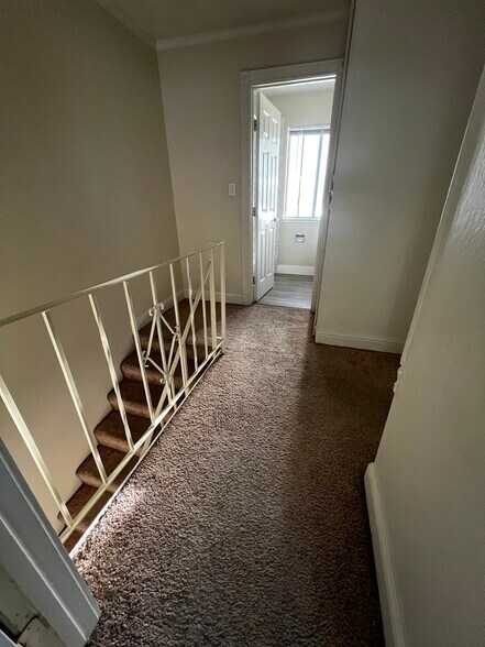 Building Photo - 888 Rutledge Dr